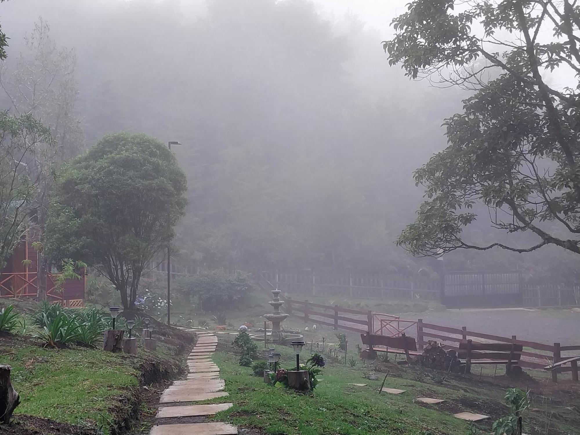 Curuba Lodge Copey Luaran gambar